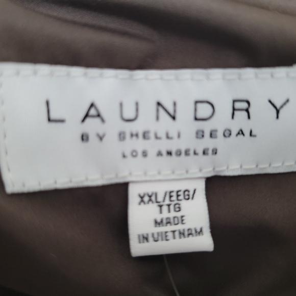 Laundry by Shelli Segal Plus Women's Brown Puffer Coat w/ Detach Fur Hood- XXL - Picture 10 of 10